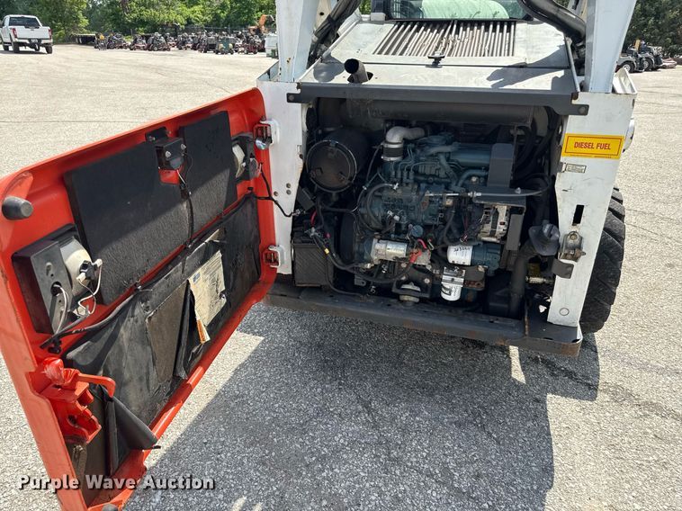 image for item DZ4085 2012 Bobcat S650 skid steer loader