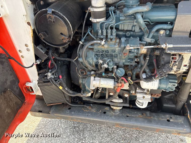 image for item DZ4085 2012 Bobcat S650 skid steer loader