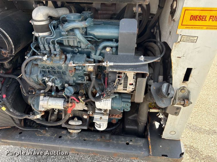 image for item DZ4085 2012 Bobcat S650 skid steer loader