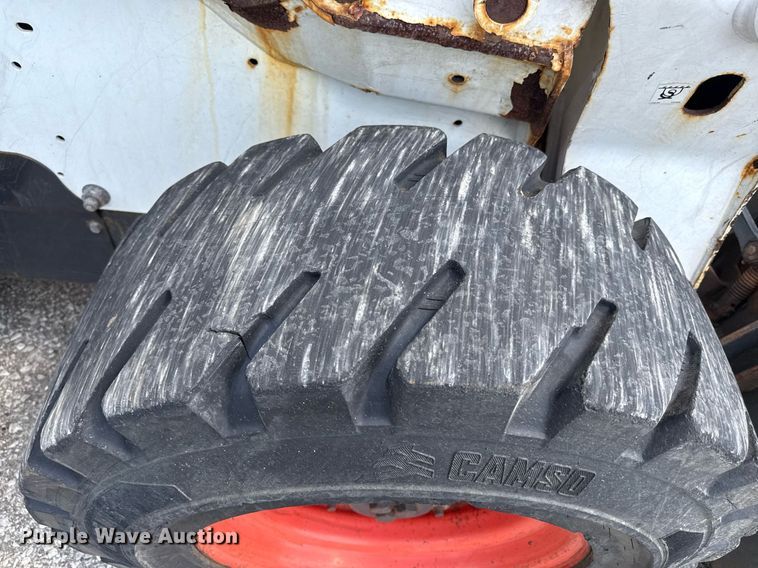 image for item DZ4085 2012 Bobcat S650 skid steer loader