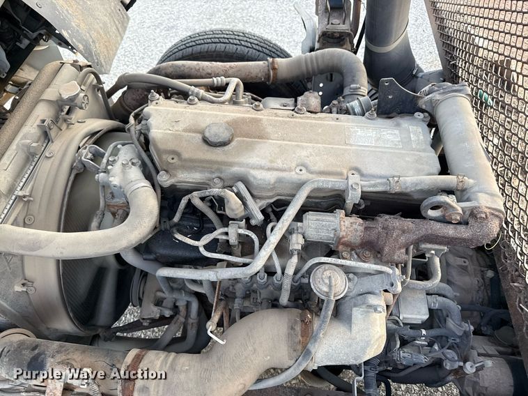 image for item DZ4087 2007 Isuzu NPR flatbed truck