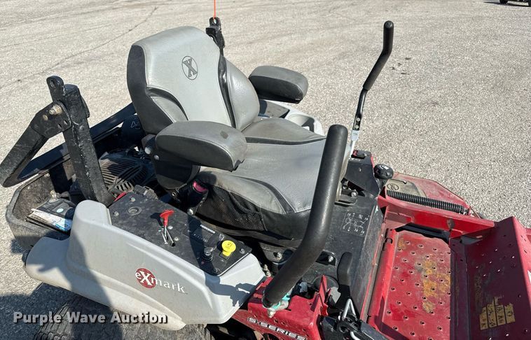 image for item DZ4096 Exmark Lazer Z ZTR lawn mower