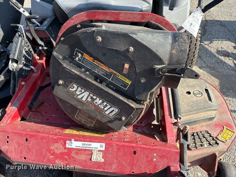 image for item DZ4107 (2) Exmark ZTR lawn mowers