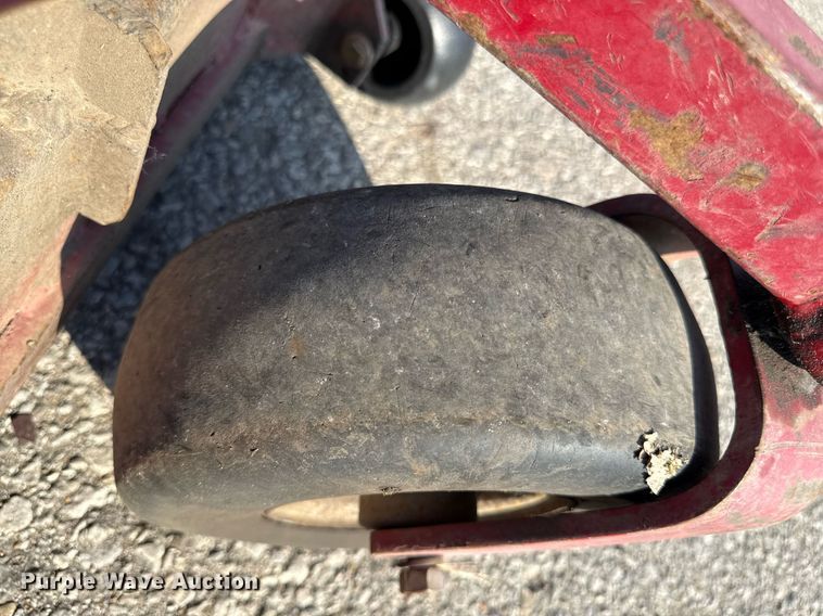 image for item DZ4107 (2) Exmark ZTR lawn mowers