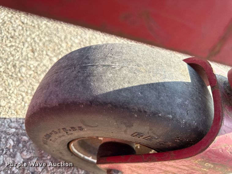 image for item DZ4108 (2) Exmark ZTR lawn mowers