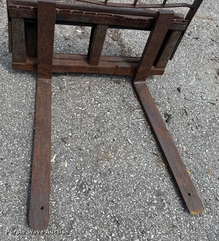 image for item DZ4116 42