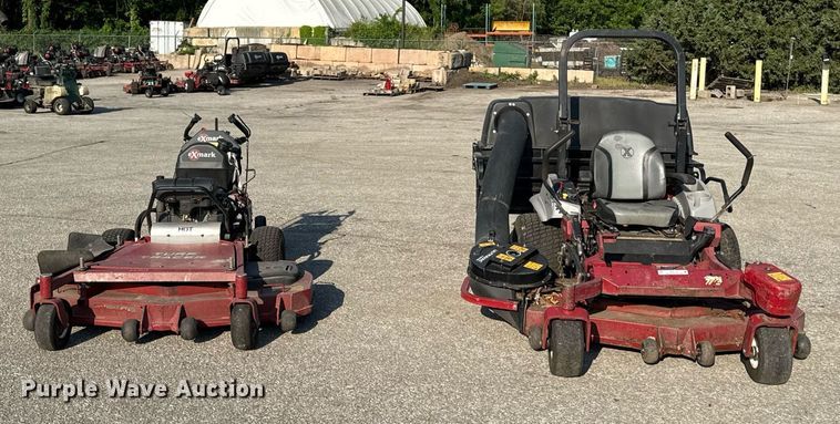 image for item DZ4119 (2) Exmark ZTR lawn mowers