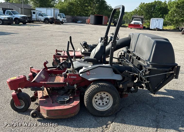 image for item DZ4119 (2) Exmark ZTR lawn mowers