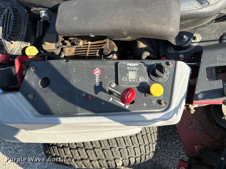 image for item DZ4119 (2) Exmark ZTR lawn mowers