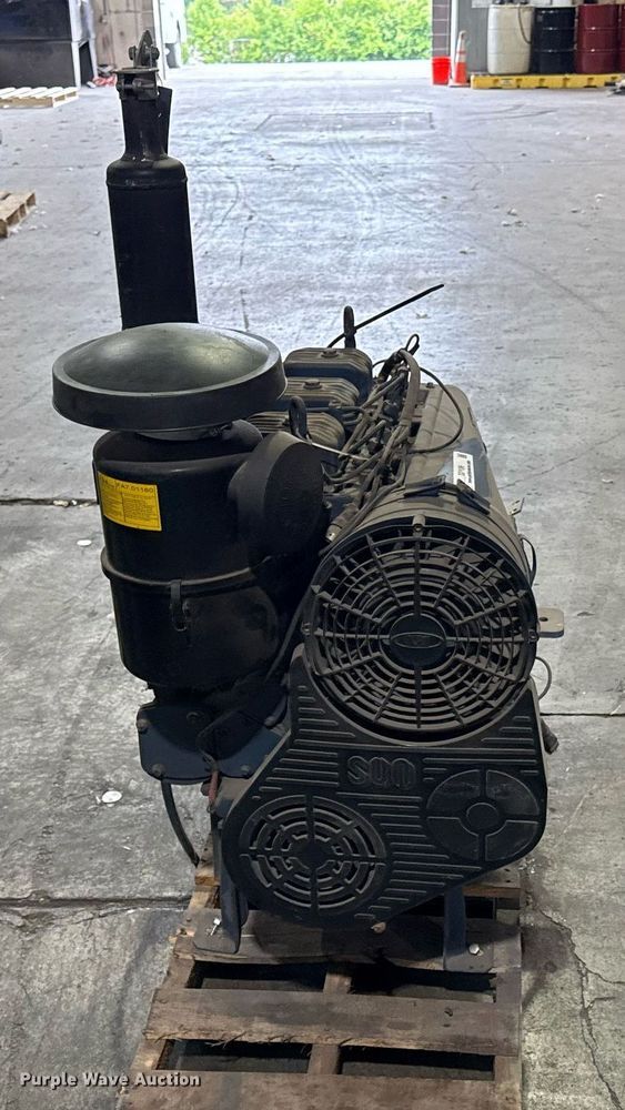 image for item DZ4136 VM Motori SUN 3105 engine