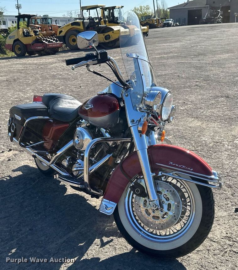 image for item DZ8983 1999 Harley Davidson Road King motorcycle