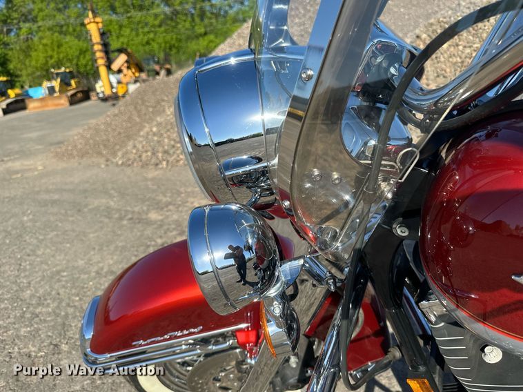 image for item DZ8983 1999 Harley Davidson Road King motorcycle