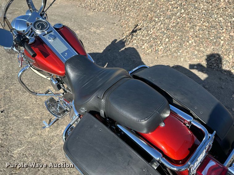 image for item DZ8983 1999 Harley Davidson Road King motorcycle