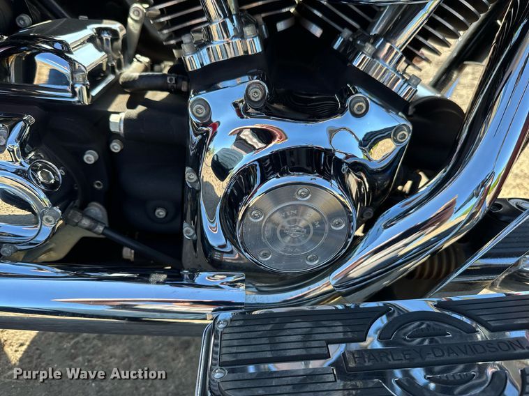 image for item DZ8983 1999 Harley Davidson Road King motorcycle