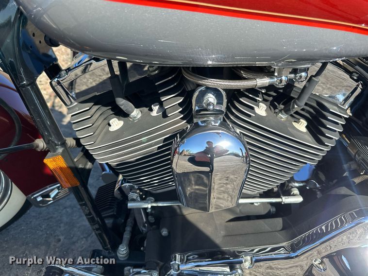 image for item DZ8983 1999 Harley Davidson Road King motorcycle