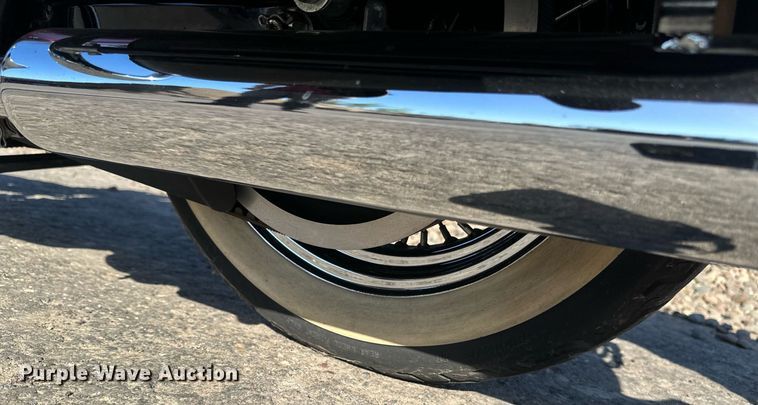 image for item DZ8983 1999 Harley Davidson Road King motorcycle