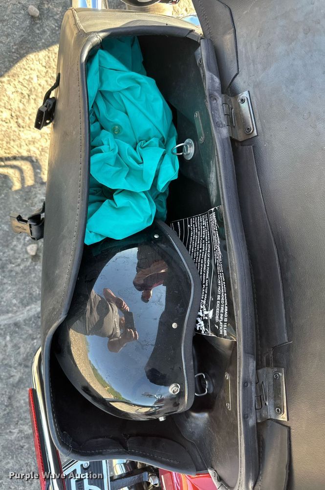 image for item DZ8983 1999 Harley Davidson Road King motorcycle