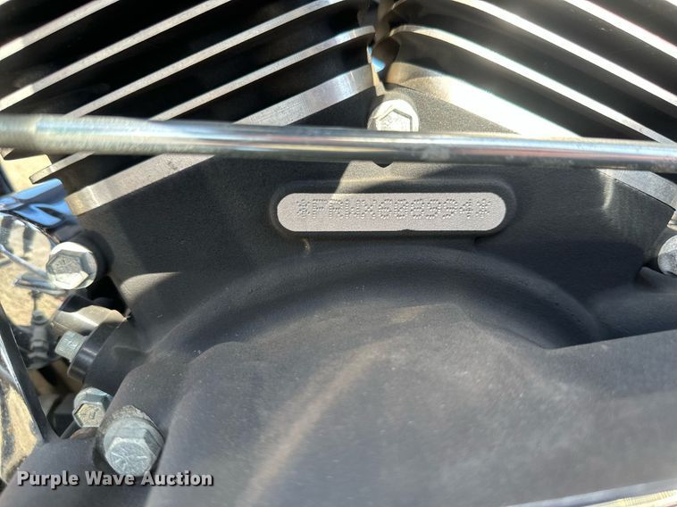 image for item DZ8983 1999 Harley Davidson Road King motorcycle