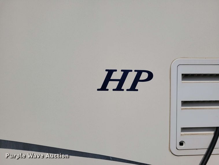 image for item EA2440 2003 Keystone Sprinter camper