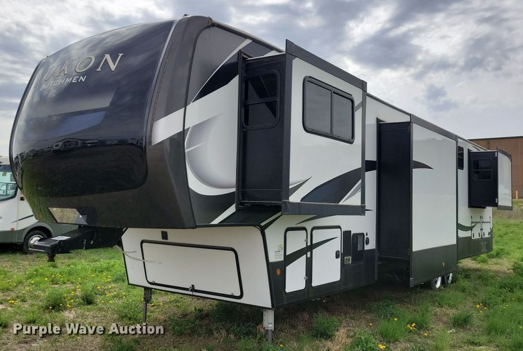 image for item EA2441 2021 Keystone Yukon 421FL camper