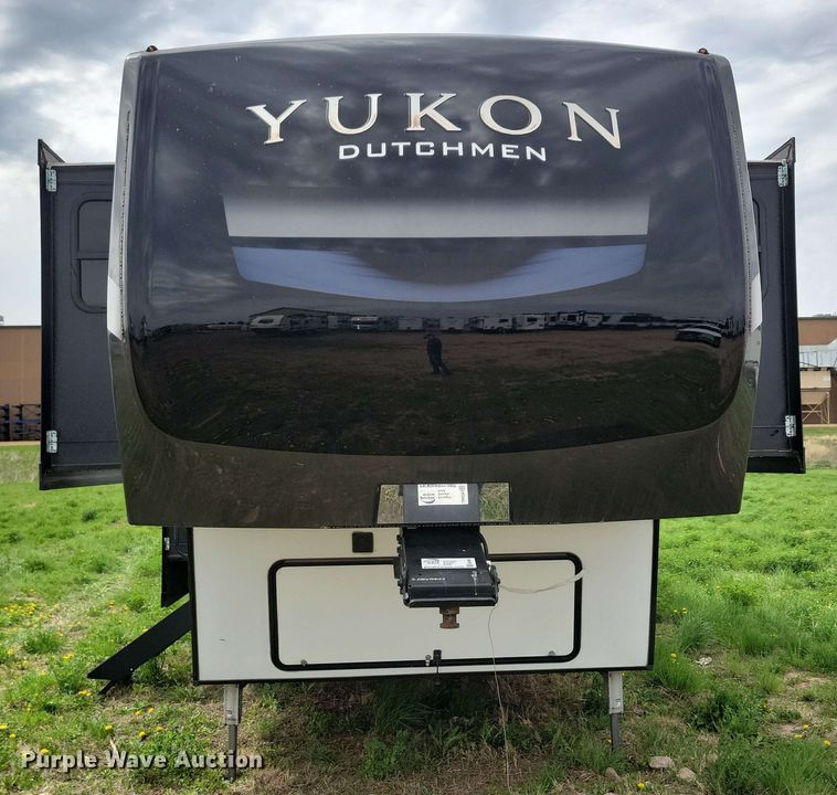 image for item EA2441 2021 Keystone Yukon 421FL camper