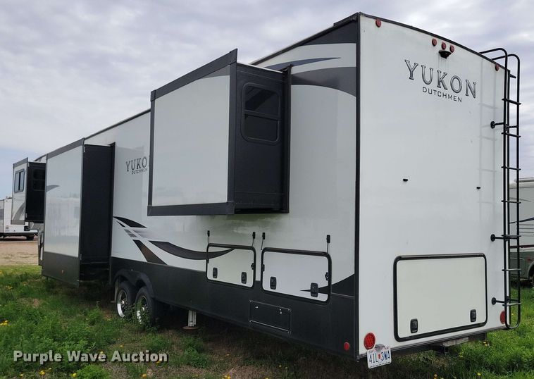 image for item EA2441 2021 Keystone Yukon 421FL camper