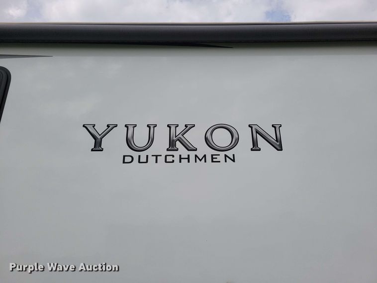 image for item EA2441 2021 Keystone Yukon 421FL camper