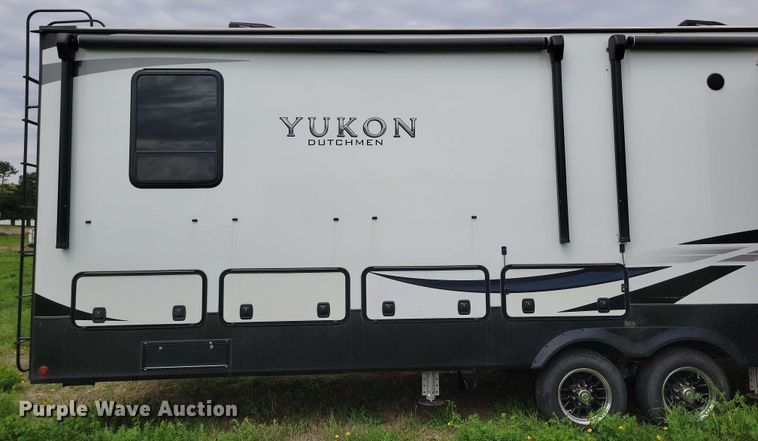 image for item EA2441 2021 Keystone Yukon 421FL camper