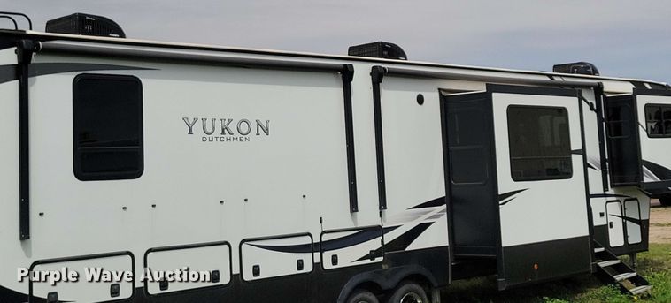 image for item EA2441 2021 Keystone Yukon 421FL camper