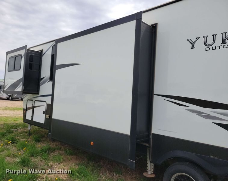 image for item EA2441 2021 Keystone Yukon 421FL camper
