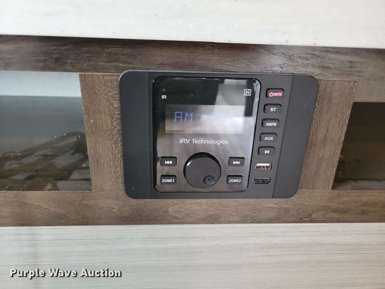 image for item EA2441 2021 Keystone Yukon 421FL camper