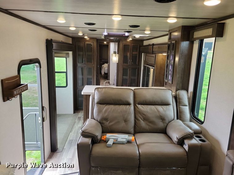 image for item EA2441 2021 Keystone Yukon 421FL camper