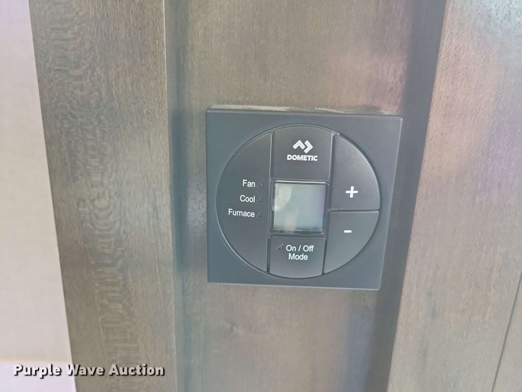 image for item EA2441 2021 Keystone Yukon 421FL camper