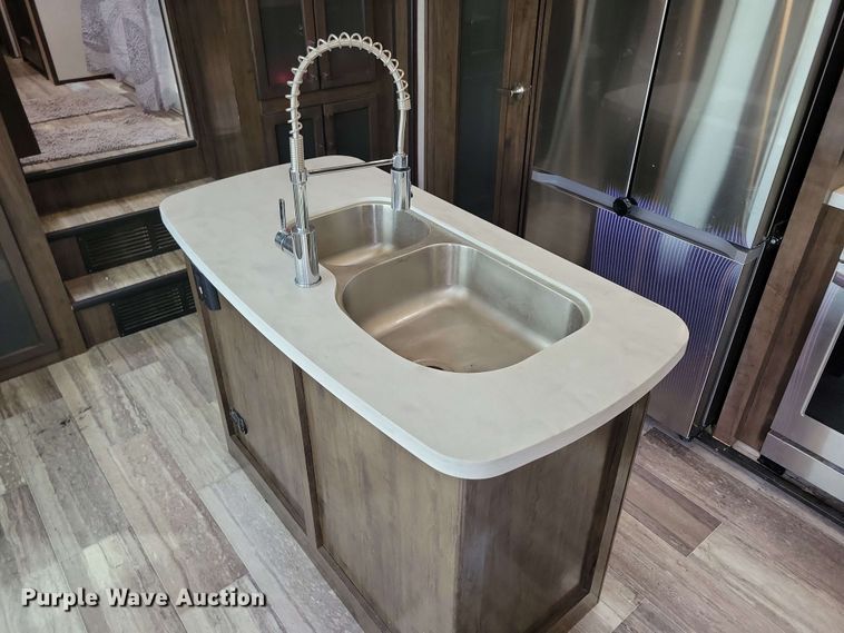 image for item EA2441 2021 Keystone Yukon 421FL camper