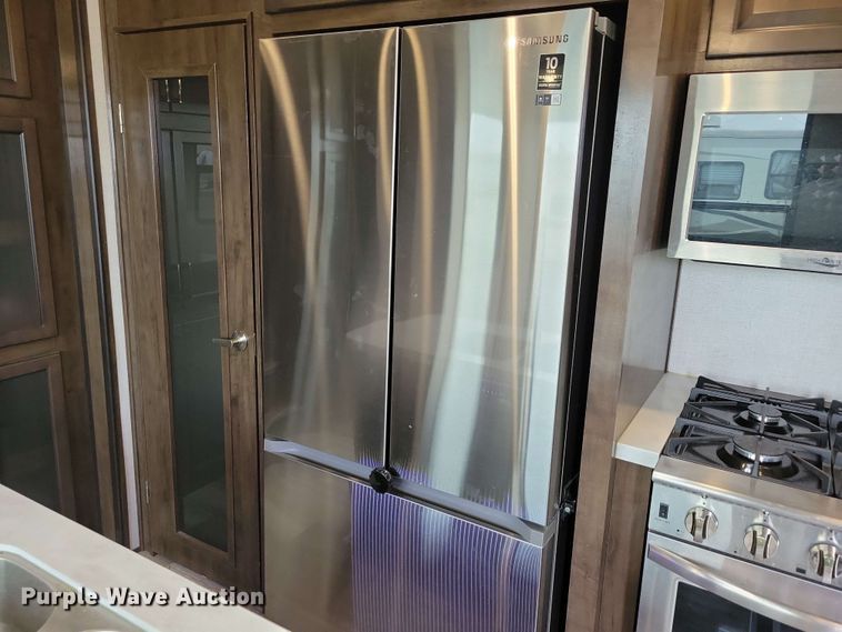 image for item EA2441 2021 Keystone Yukon 421FL camper