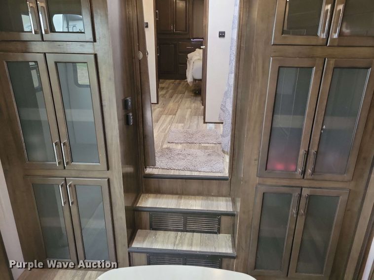 image for item EA2441 2021 Keystone Yukon 421FL camper