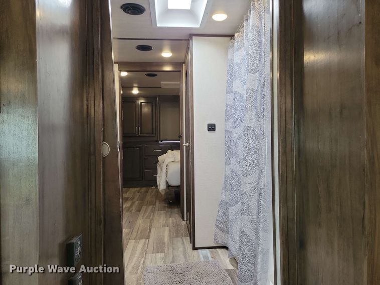 image for item EA2441 2021 Keystone Yukon 421FL camper