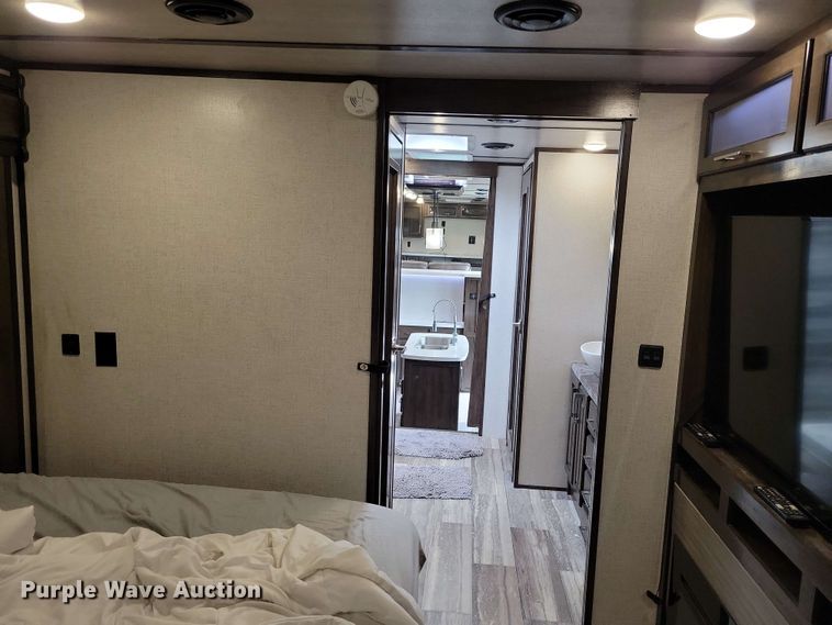 image for item EA2441 2021 Keystone Yukon 421FL camper