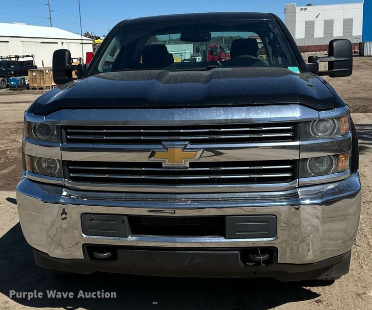 image for item EB2494 2016 Chevrolet Silverado 2500HD Double Cab pickup truck