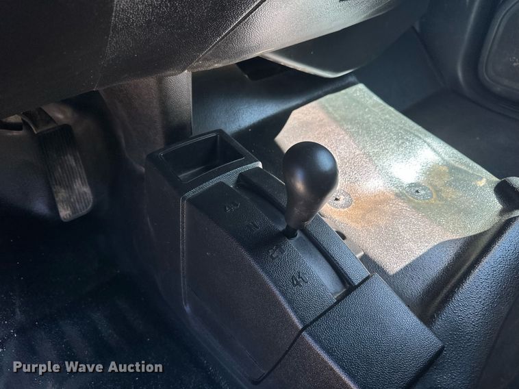 image for item EB2494 2016 Chevrolet Silverado 2500HD Double Cab pickup truck