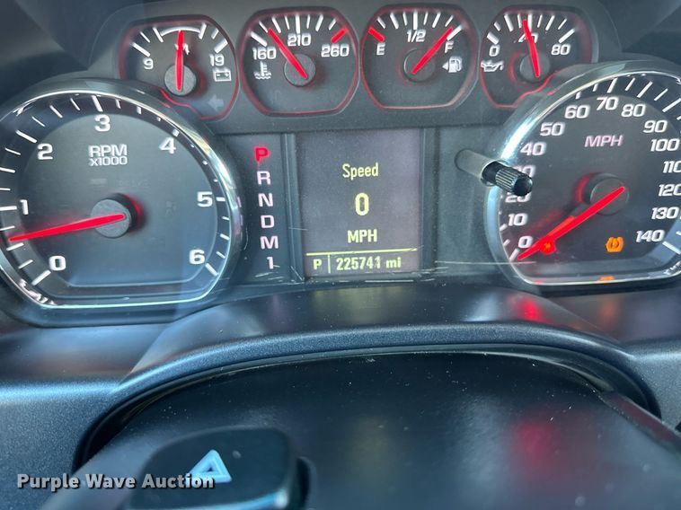 image for item EB2494 2016 Chevrolet Silverado 2500HD Double Cab pickup truck