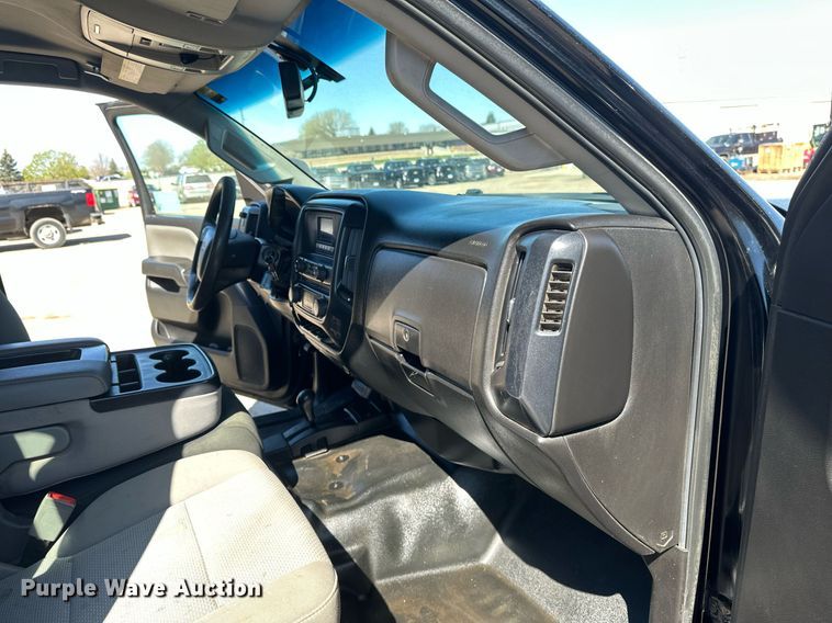 image for item EB2494 2016 Chevrolet Silverado 2500HD Double Cab pickup truck