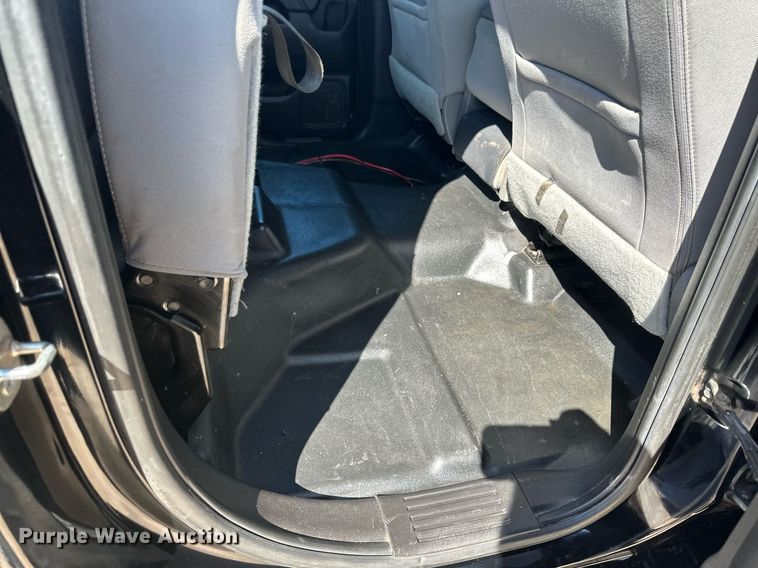 image for item EB2494 2016 Chevrolet Silverado 2500HD Double Cab pickup truck