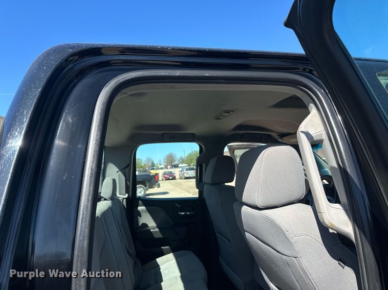 image for item EB2494 2016 Chevrolet Silverado 2500HD Double Cab pickup truck