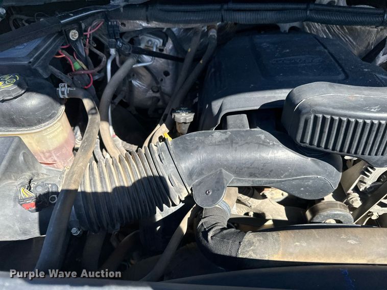 image for item EB2494 2016 Chevrolet Silverado 2500HD Double Cab pickup truck