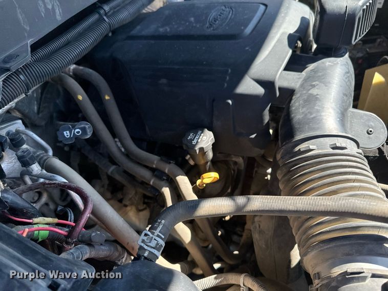 image for item EB2494 2016 Chevrolet Silverado 2500HD Double Cab pickup truck