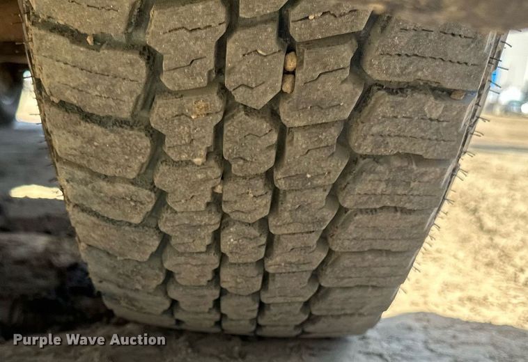 image for item EB2494 2016 Chevrolet Silverado 2500HD Double Cab pickup truck