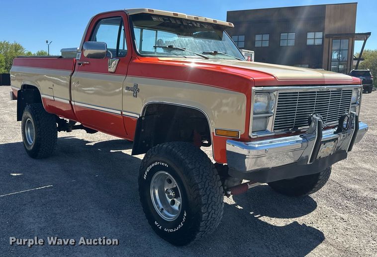 image for item EB2514 1984 Chevrolet K10 Silverado pickup truck