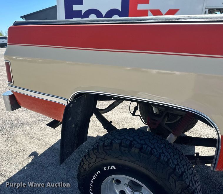 image for item EB2514 1984 Chevrolet K10 Silverado pickup truck