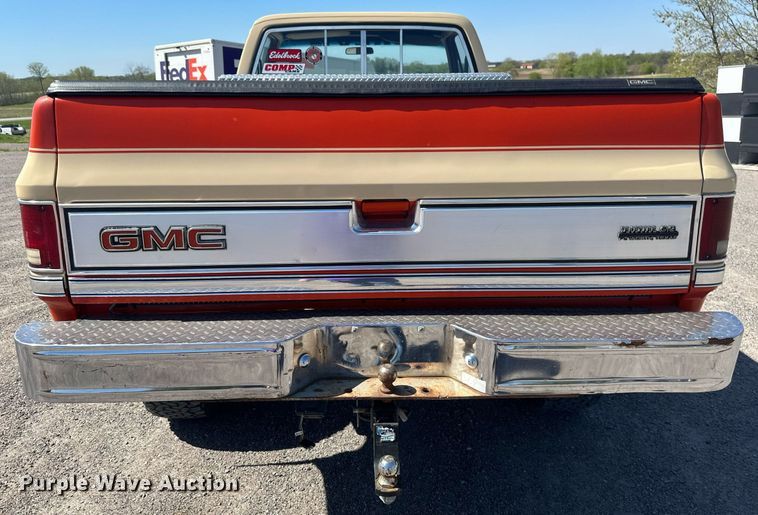 image for item EB2514 1984 Chevrolet K10 Silverado pickup truck